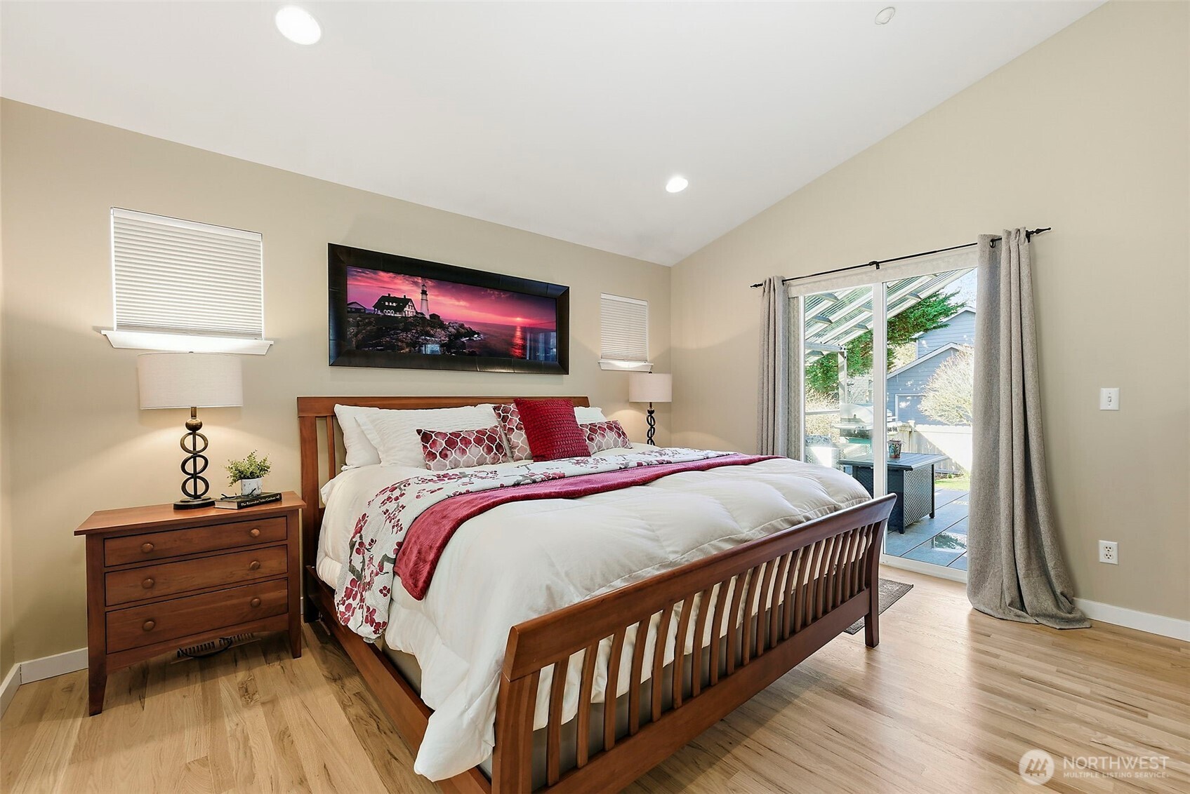 2253 McDonald Avenue , Dupont, WA 98327