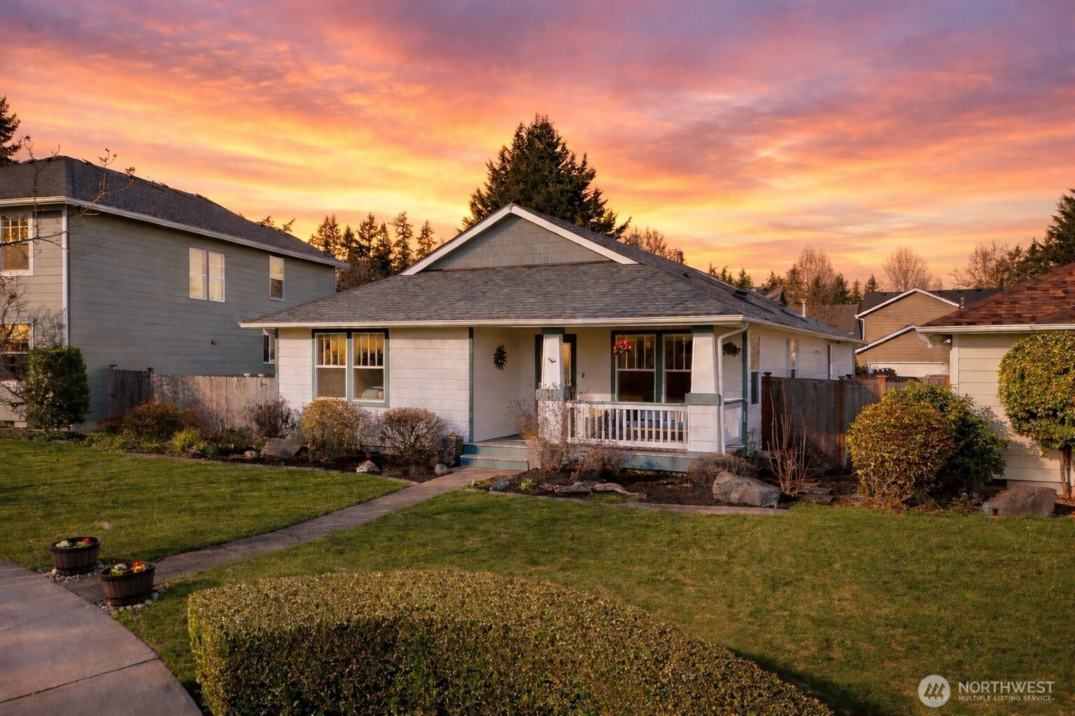 2253 McDonald Avenue , Dupont, WA 98327