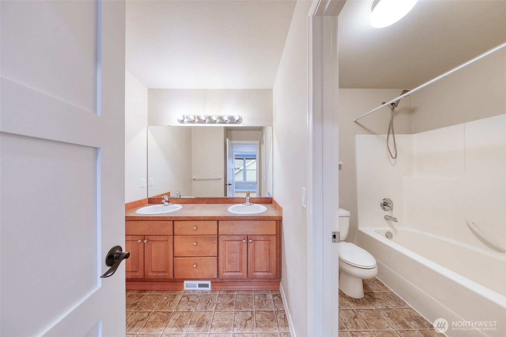 7326 223rd Avenue Ct E, Buckley, WA 98321