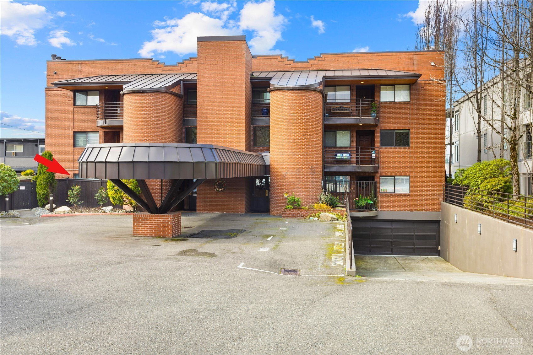 311 S 2nd Street #101, Kirkland, WA 98033