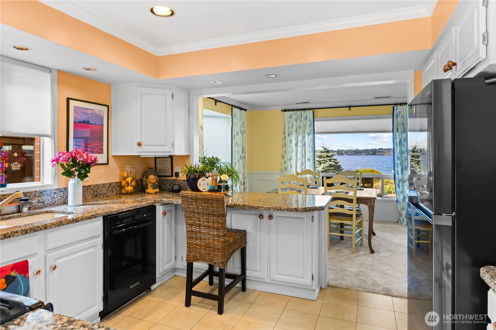 311 S 2nd Street #101, Kirkland, WA 98033