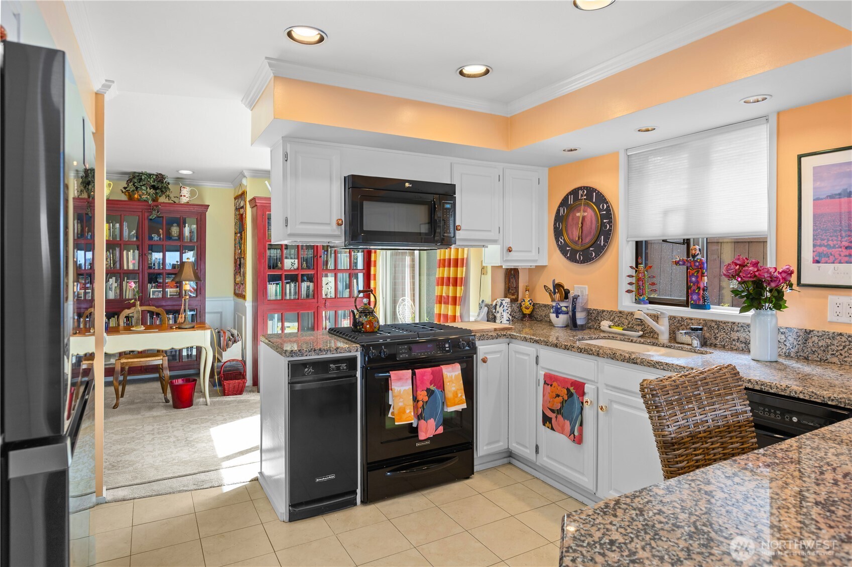 311 S 2nd Street #101, Kirkland, WA 98033