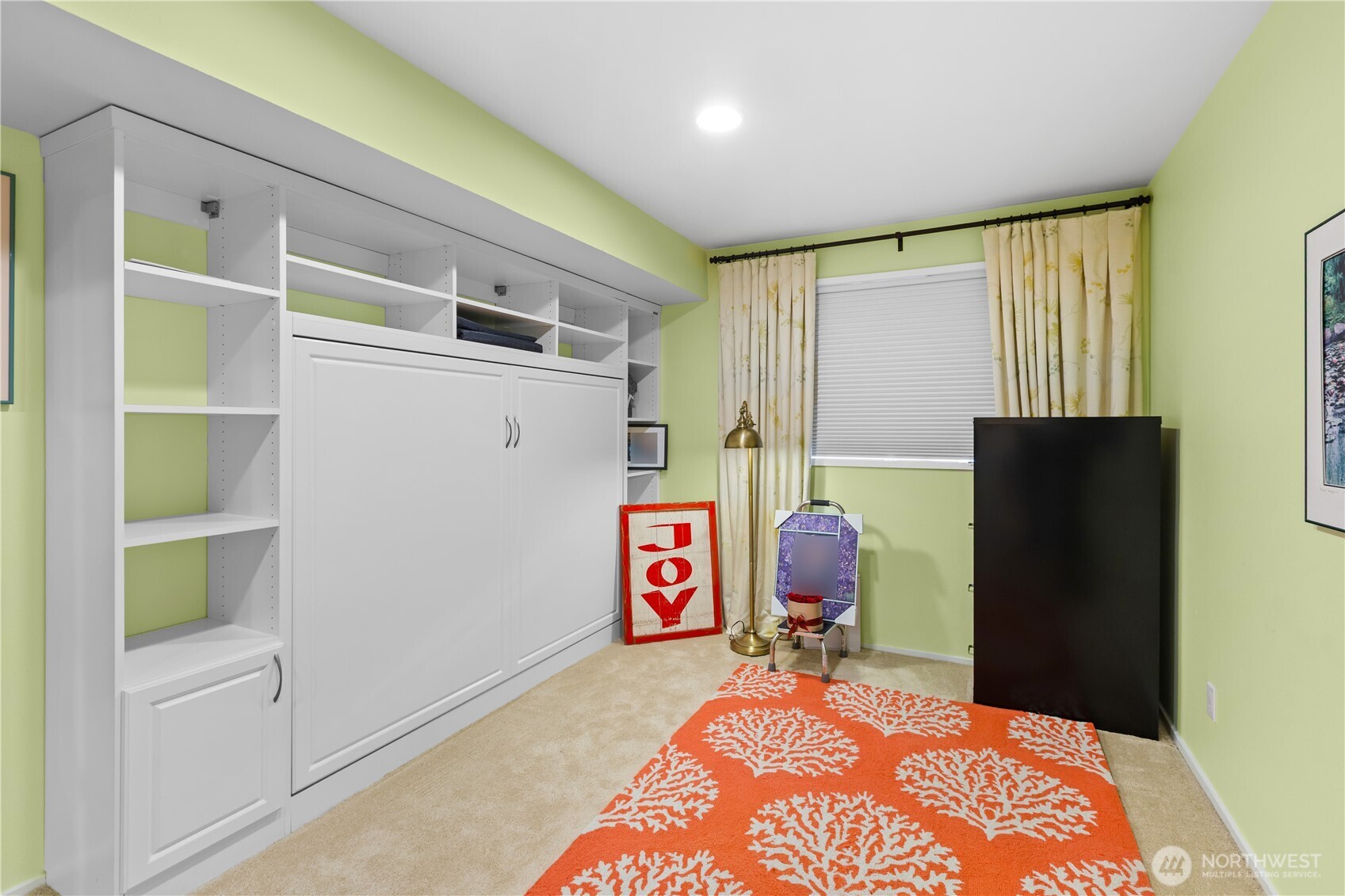 311 S 2nd Street #101, Kirkland, WA 98033