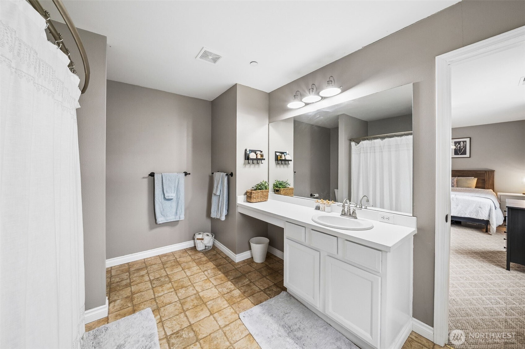 1222 Evans Court , Dupont, WA 98327