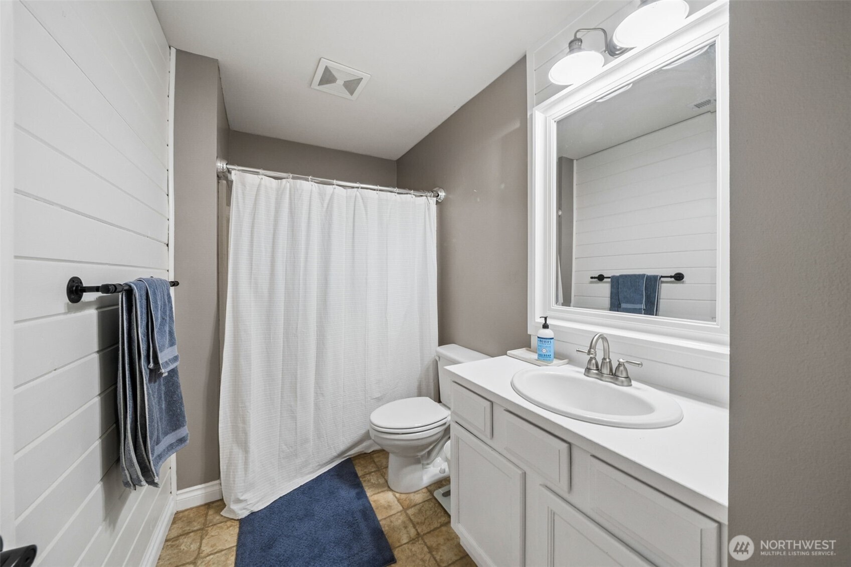 1222 Evans Court , Dupont, WA 98327