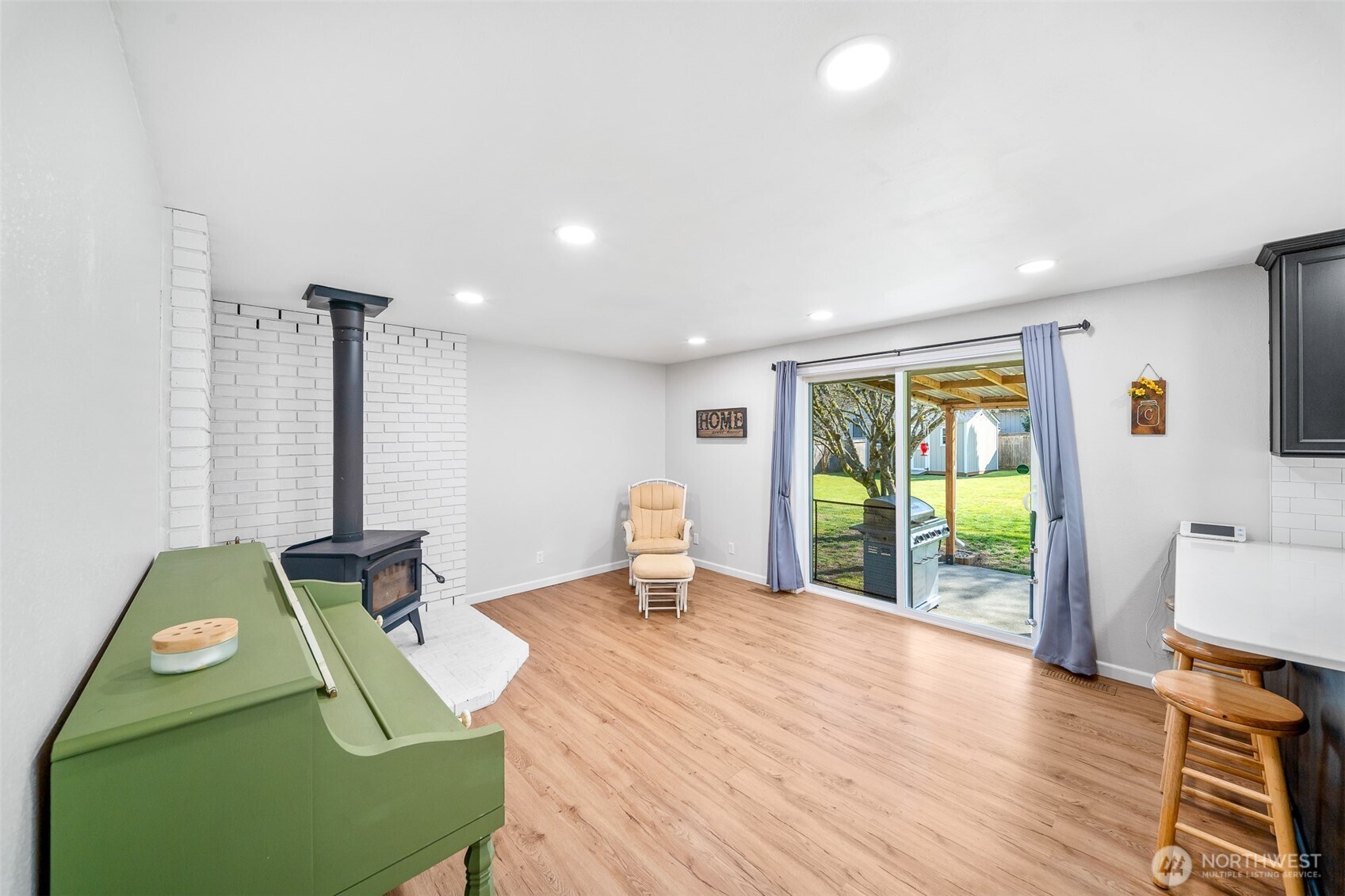 3821 Dandelion Drive SE, Olympia, WA 98501