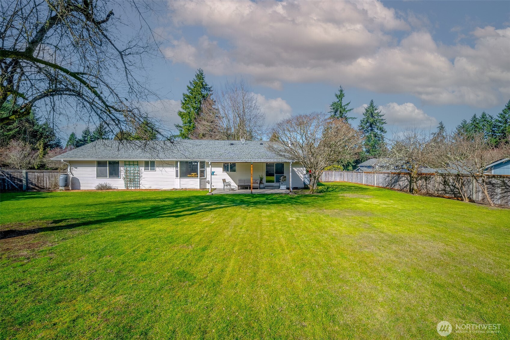 3821 Dandelion Drive SE, Olympia, WA 98501
