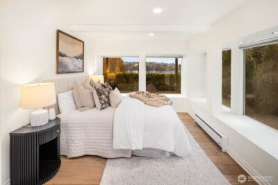 11753 Lakeside Avenue NE, Seattle, WA 98125 - Photo 12