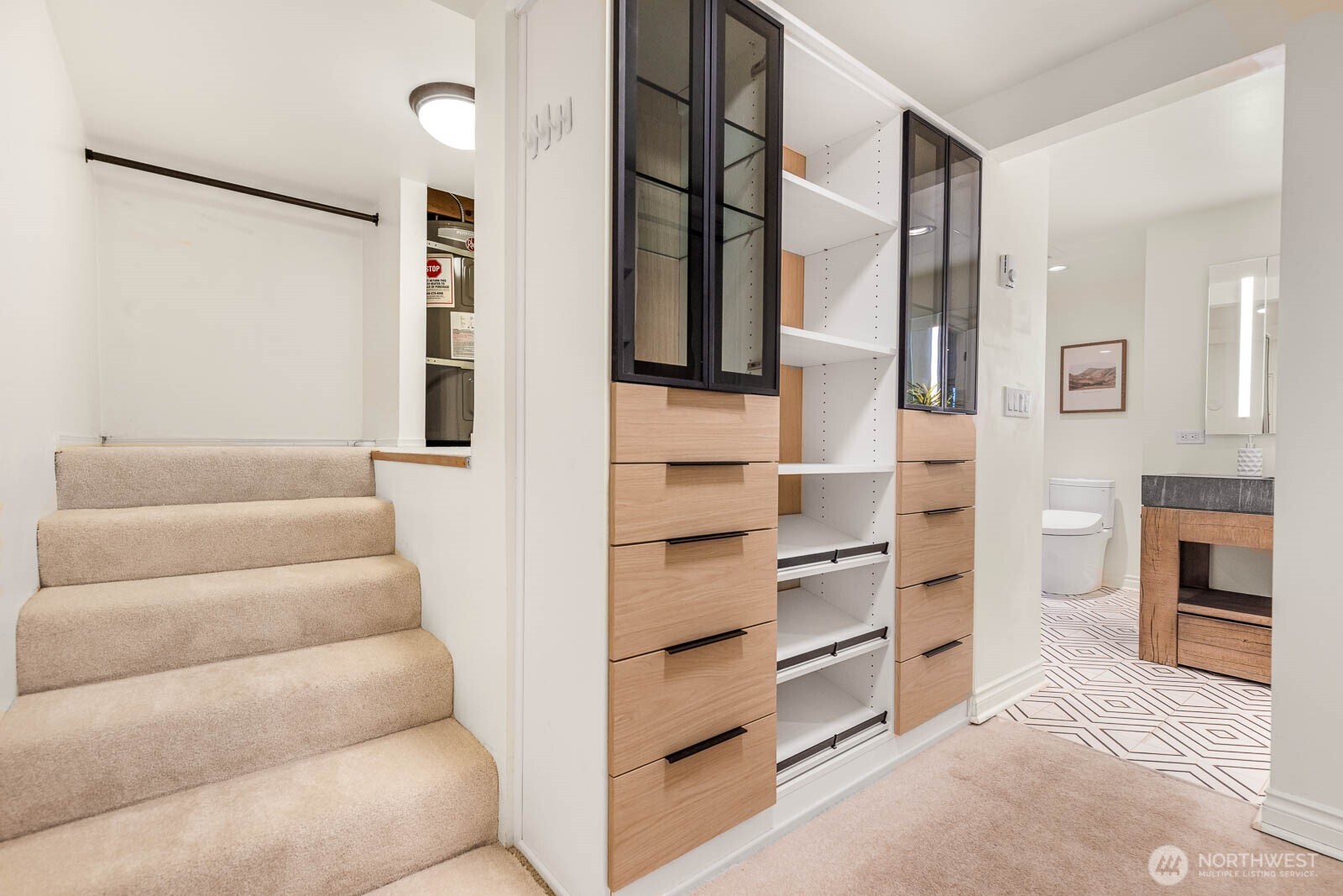 11753 Lakeside Avenue NE, Seattle, WA 98125