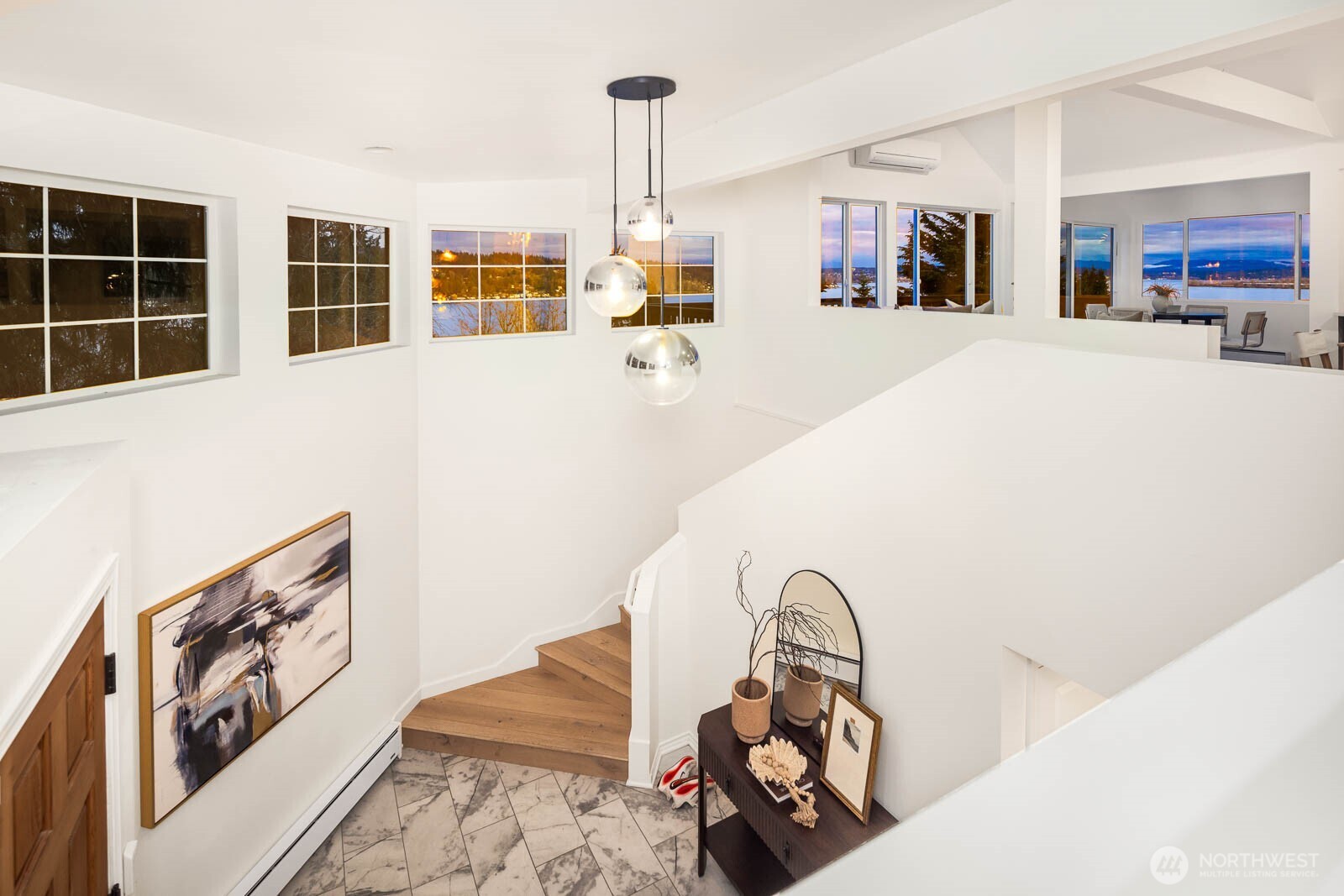 11753 Lakeside Avenue NE, Seattle, WA 98125