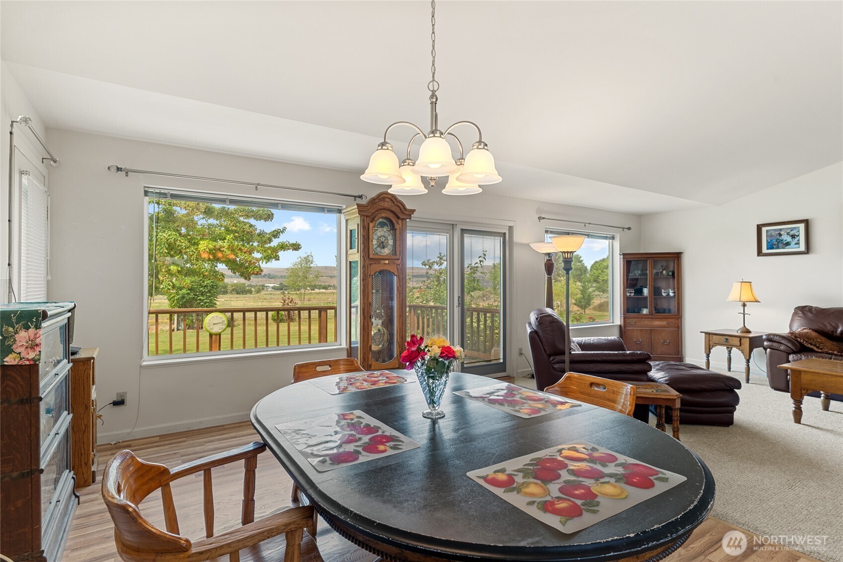 19627 Road A NE, Soap Lake, WA 98851