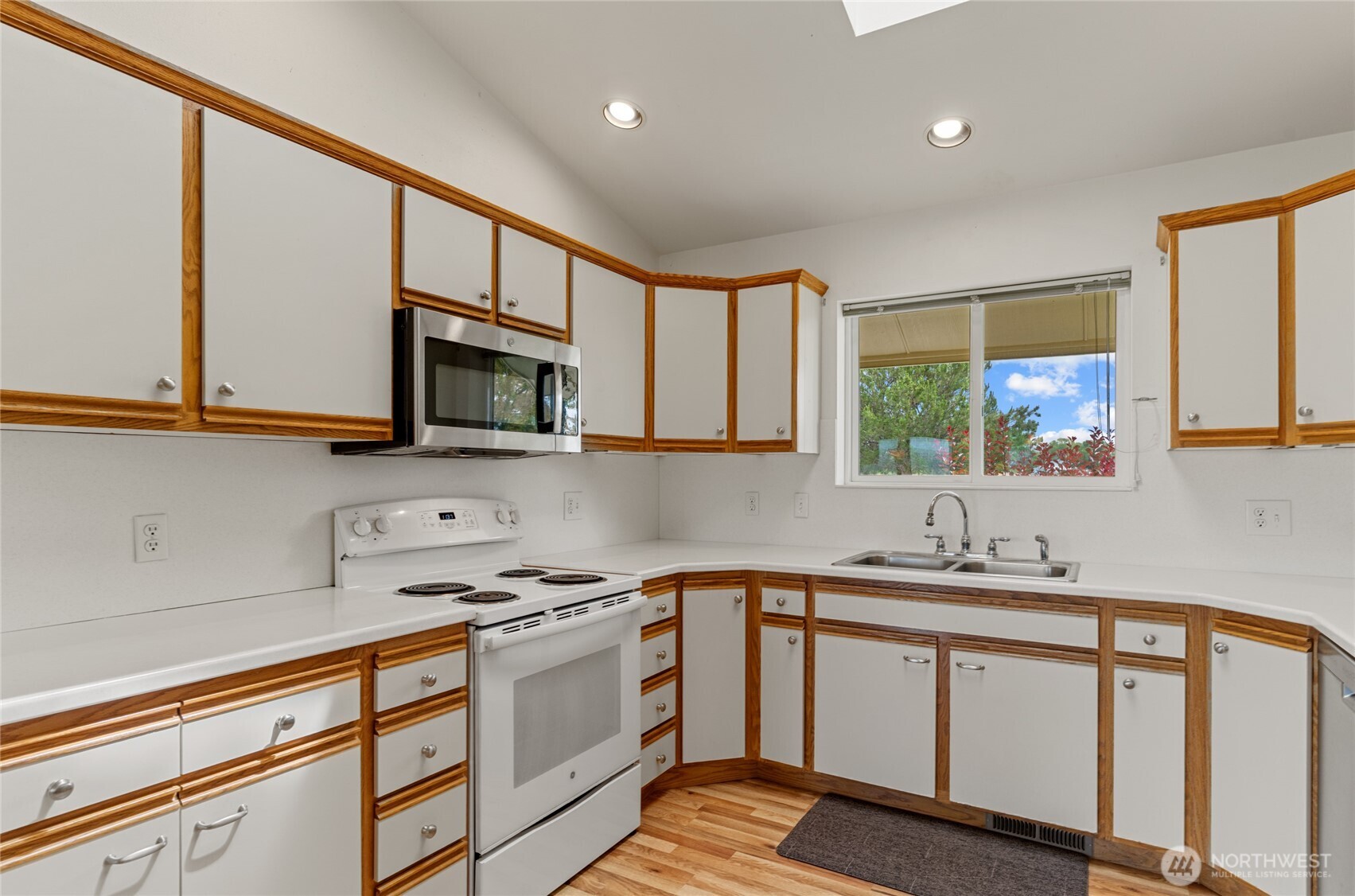 19627 Road A NE, Soap Lake, WA 98851