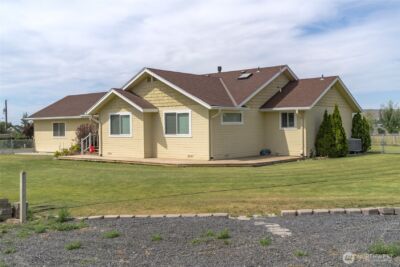19627 Road A NE, Soap Lake, WA 98851 - Photo 6