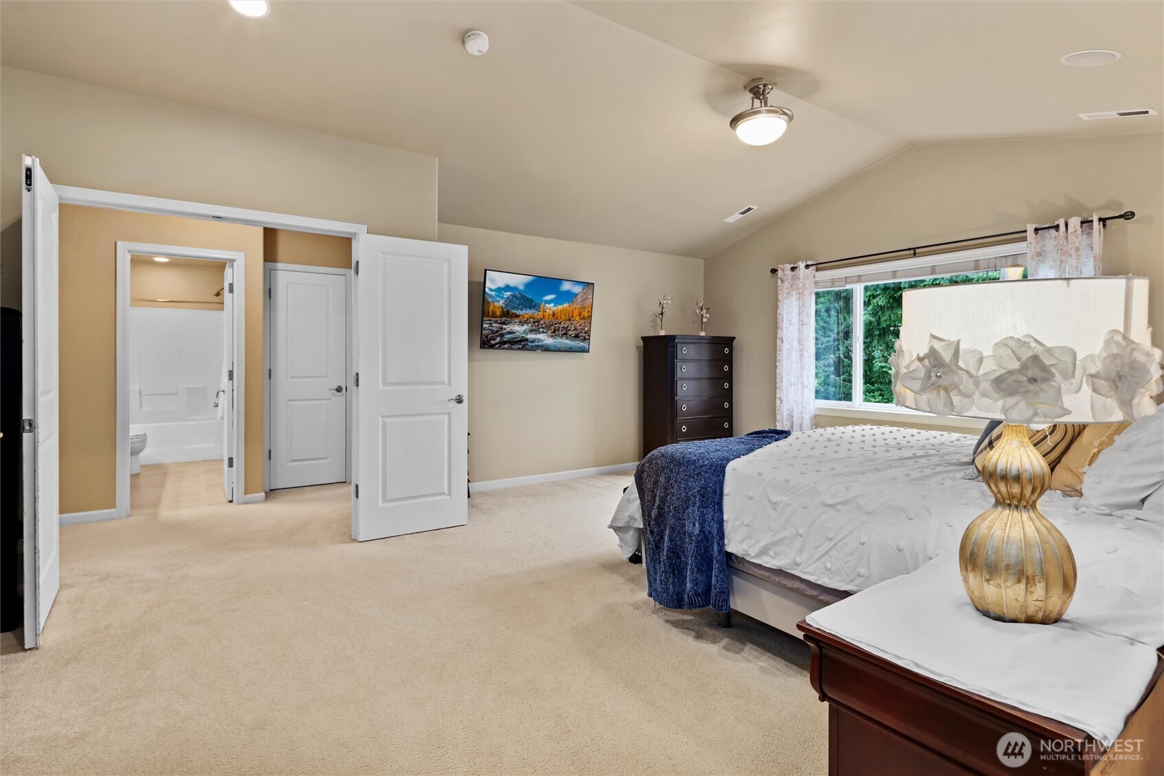 18505 Hawksview Drive , Arlington, WA 98223