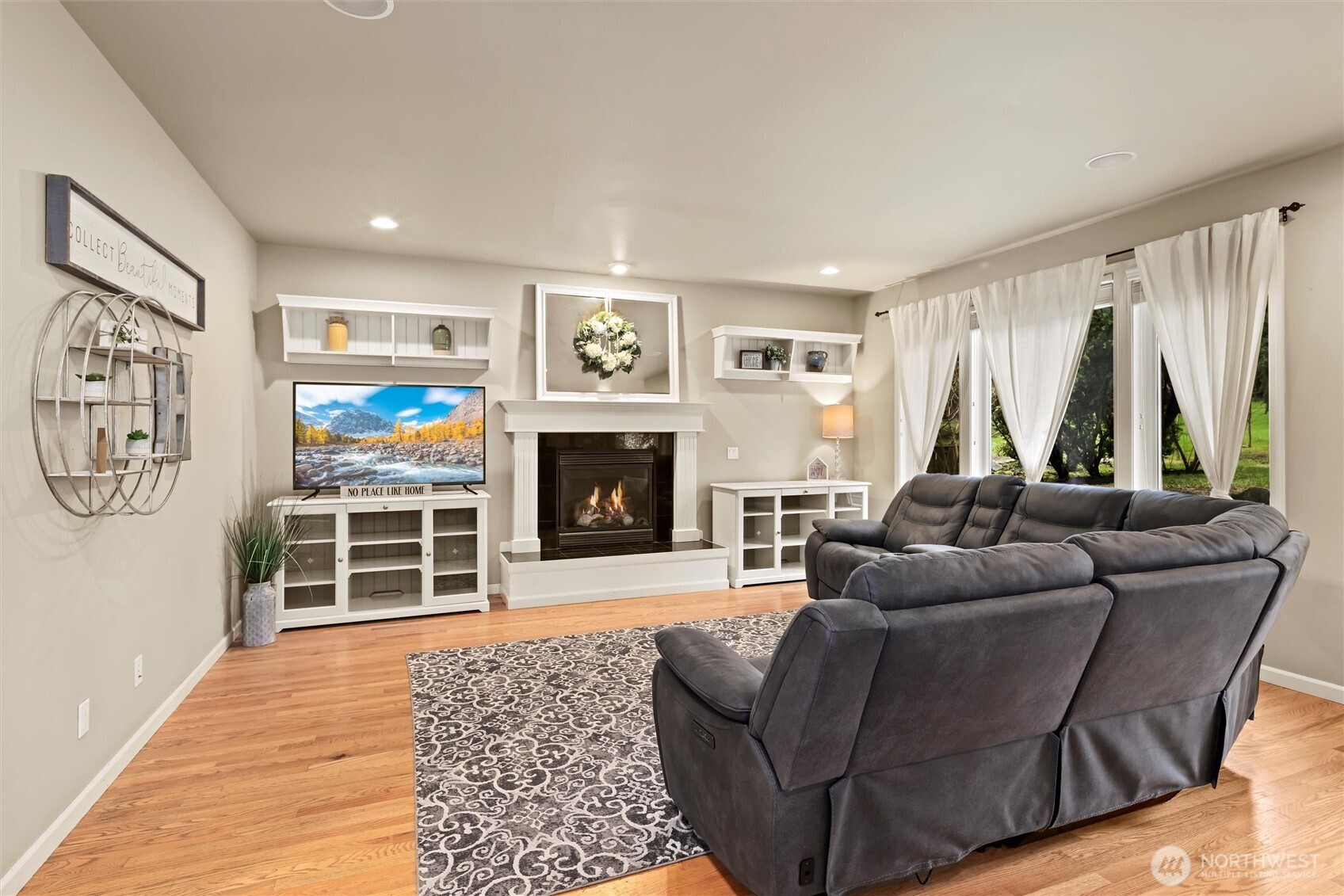 18505 Hawksview Drive , Arlington, WA 98223