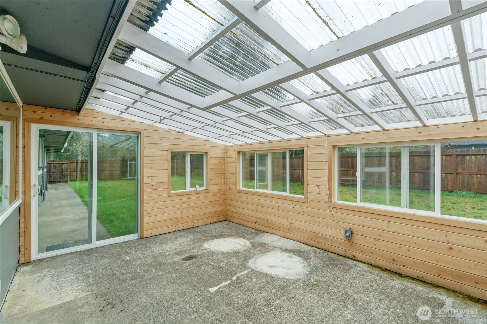 456 Snahapish Avenue SE, Ocean Shores, WA 98569