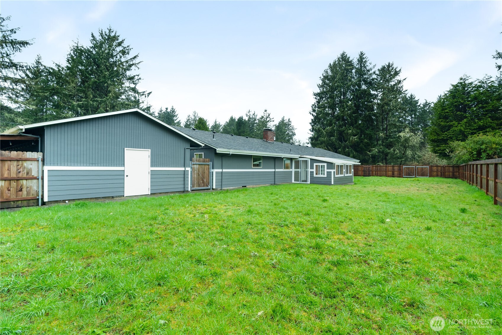 456 Snahapish Avenue SE, Ocean Shores, WA 98569