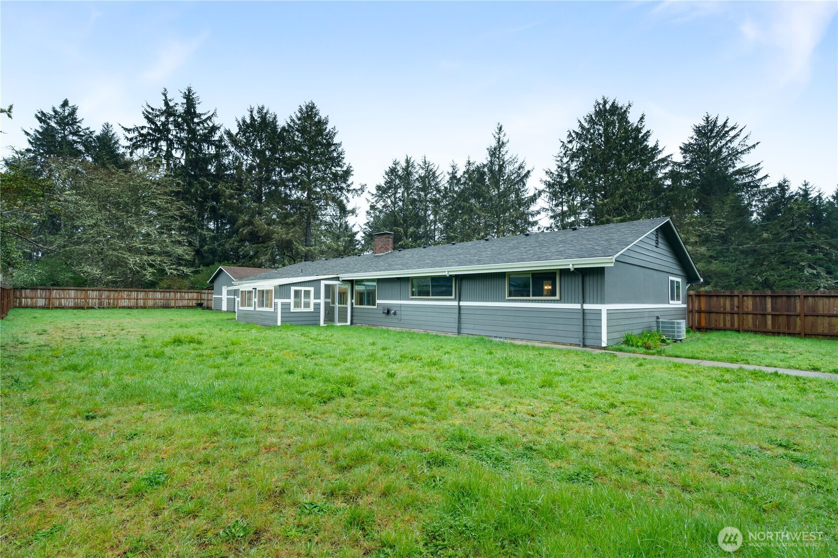 456 Snahapish Avenue SE, Ocean Shores, WA 98569