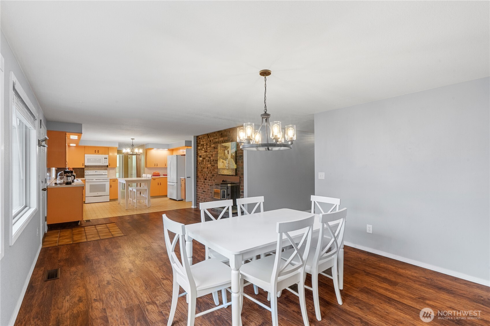 456 Snahapish Avenue SE, Ocean Shores, WA 98569