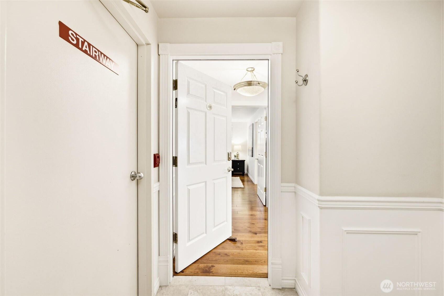 1600 Alki Avenue SW #202, Seattle, WA 98116