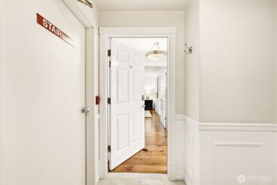 1600 Alki Avenue SW #202, Seattle, WA 98116 - Photo 2