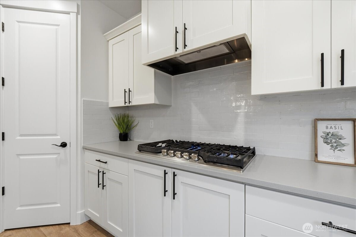 5457 N 91st Avenue , Camas, WA 98607