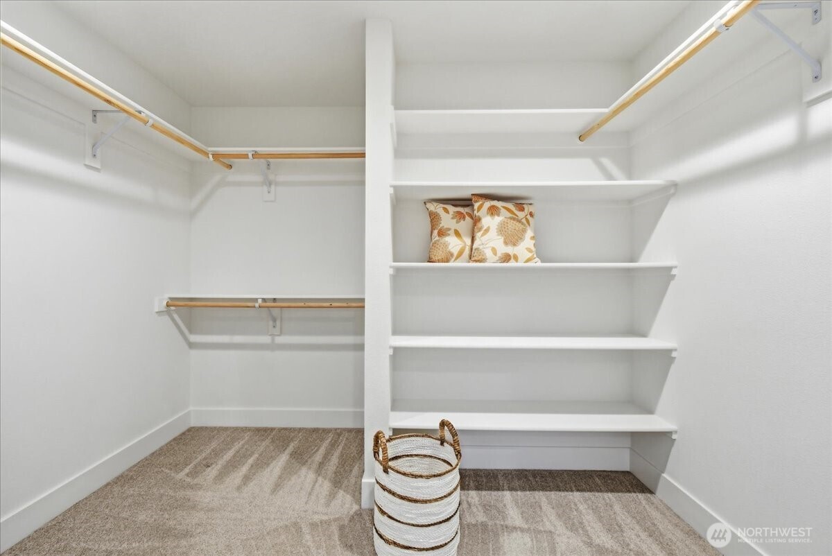 5457 N 91st Avenue , Camas, WA 98607