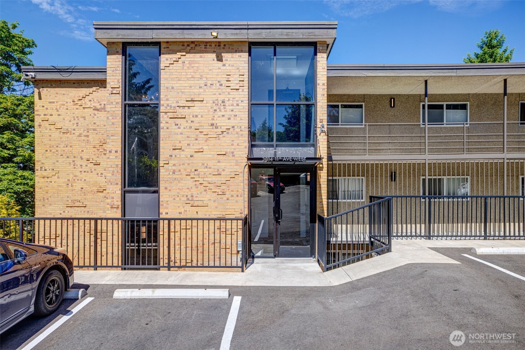 3814 11th Avenue W #Apt 23, Seattle, WA 98119