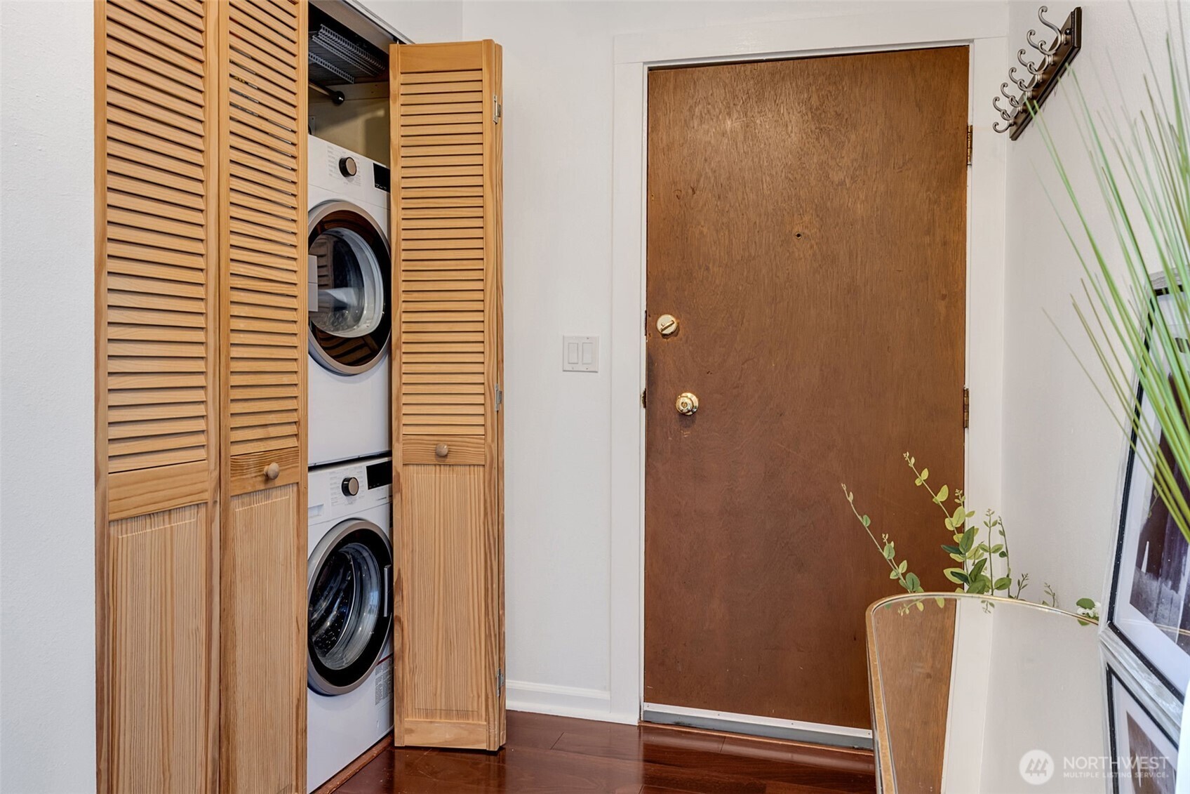 3814 11th Avenue W #Apt 23, Seattle, WA 98119