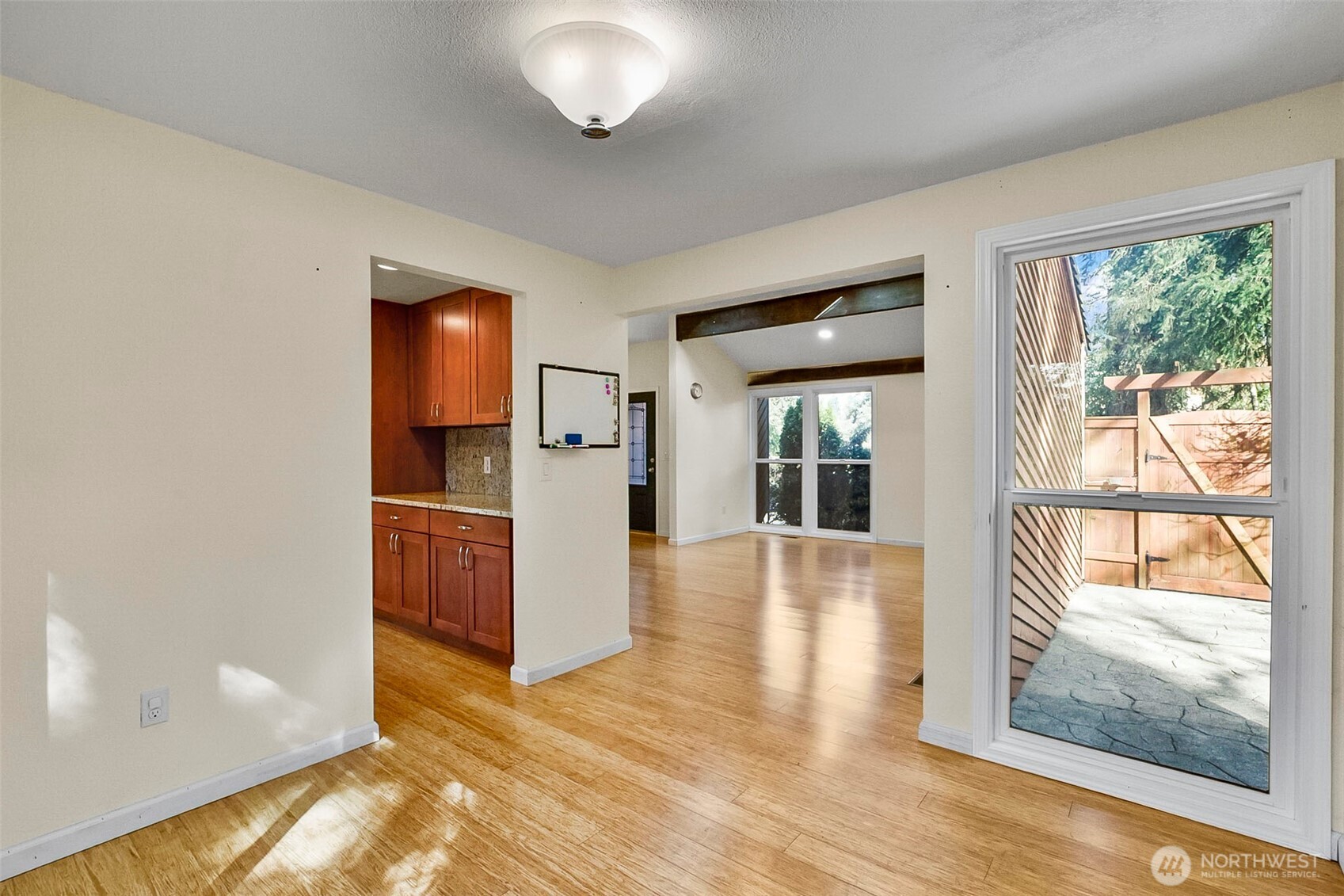 13009 SE 49th Street , Bellevue, WA 98006