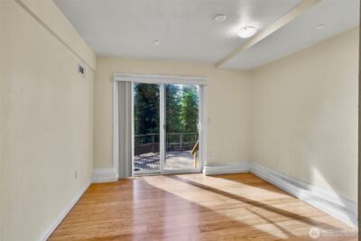 13009 SE 49th Street , Bellevue, WA 98006 - Photo 17
