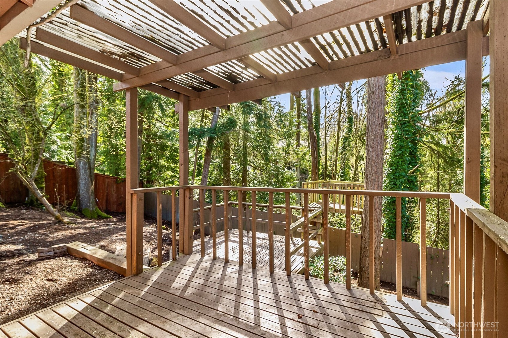 13009 SE 49th Street , Bellevue, WA 98006