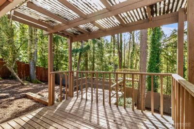 13009 SE 49th Street , Bellevue, WA 98006 - Photo 32