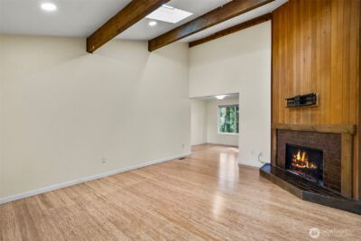 13009 SE 49th Street , Bellevue, WA 98006 - Photo 5