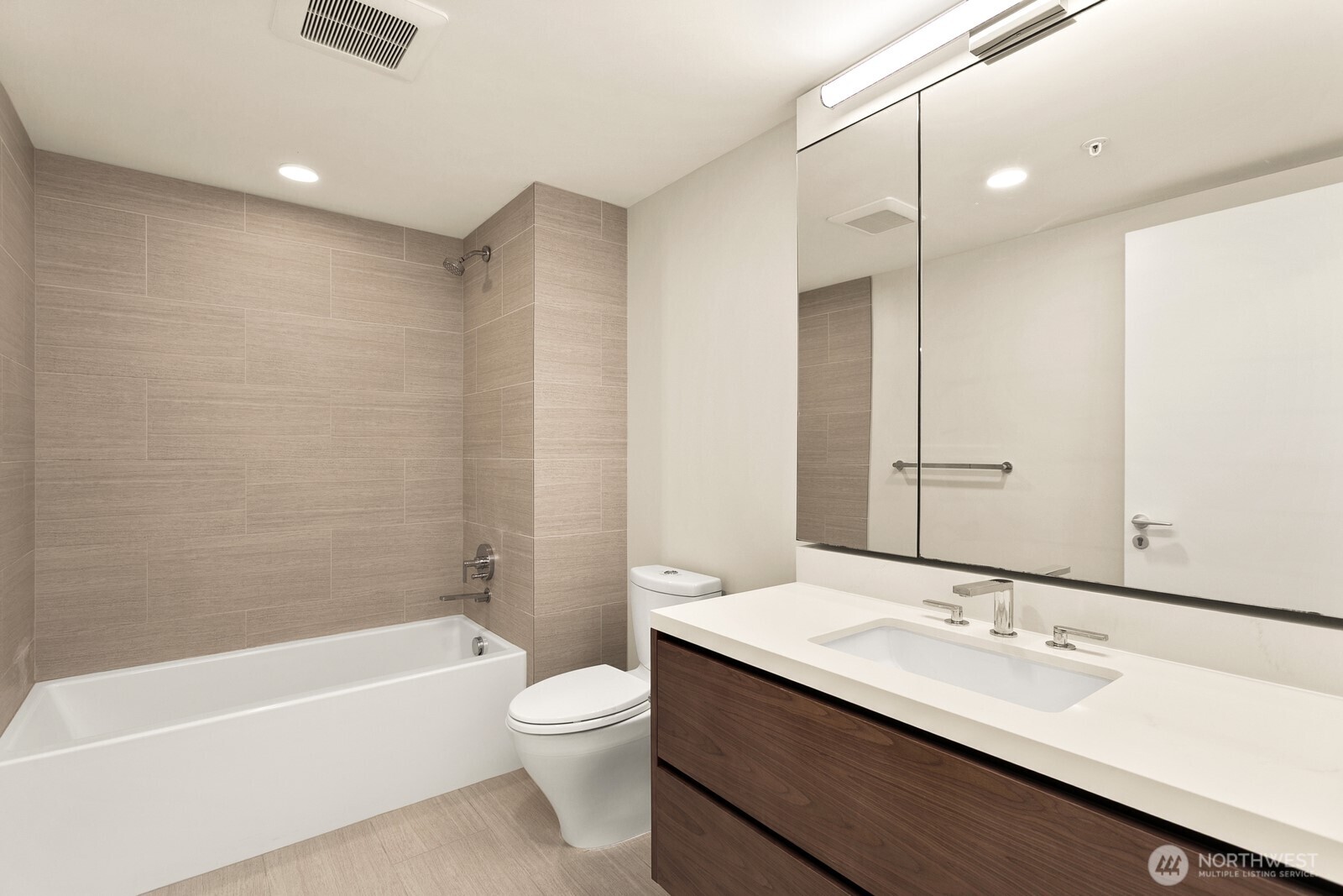 121 Stewart Street #1502, Seattle, WA 98101