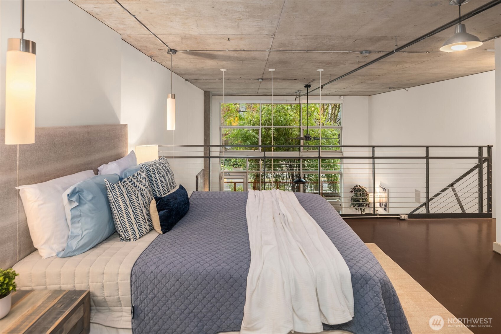 401 9th Avenue N #102, Seattle, WA 98109