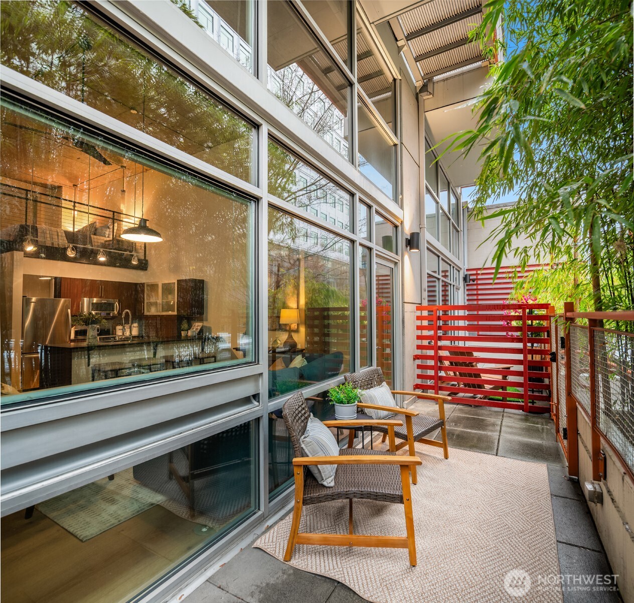 401 9th Avenue N #102, Seattle, WA 98109