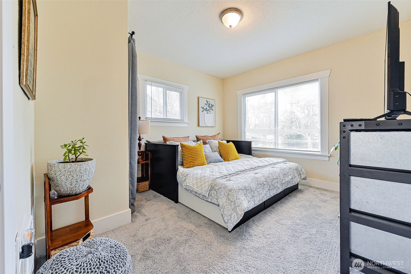 420 E 46th Street , Tacoma, WA 98404-1307