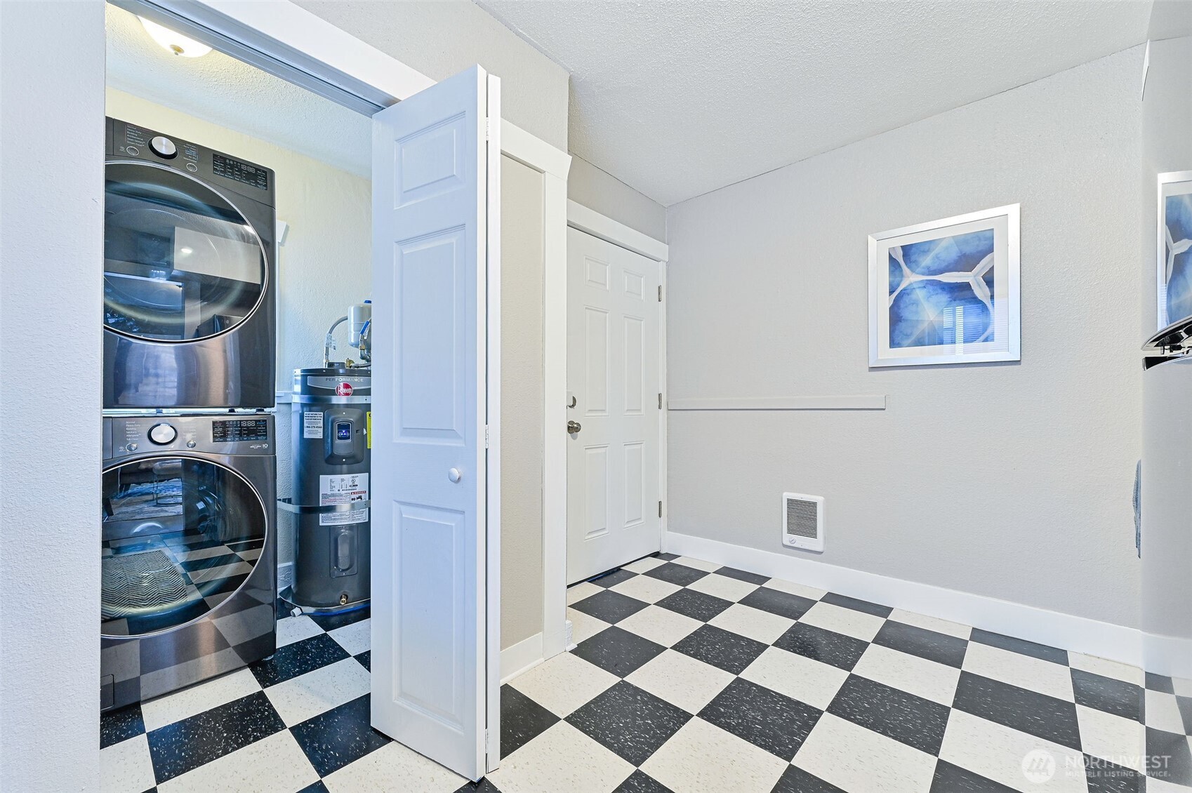 420 E 46th Street , Tacoma, WA 98404-1307