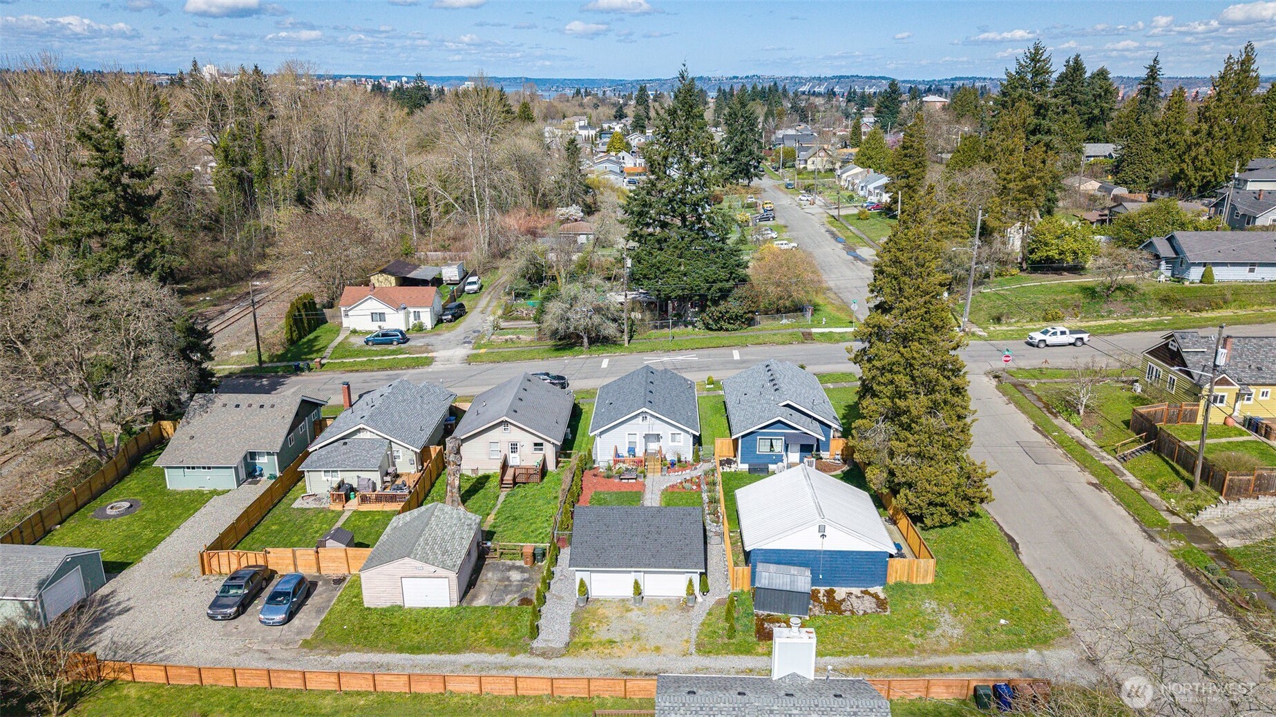420 E 46th Street , Tacoma, WA 98404-1307
