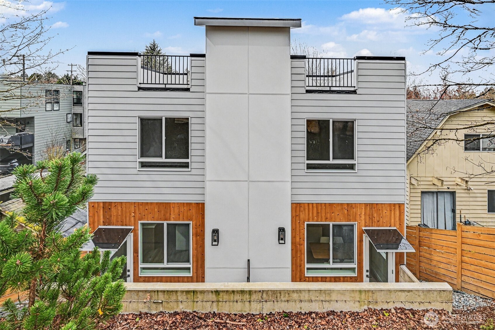 7776 Highland Park Way SW #B, Seattle, WA 98106