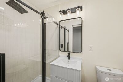 7776 Highland Park Way SW #B, Seattle, WA 98106 - Photo 5