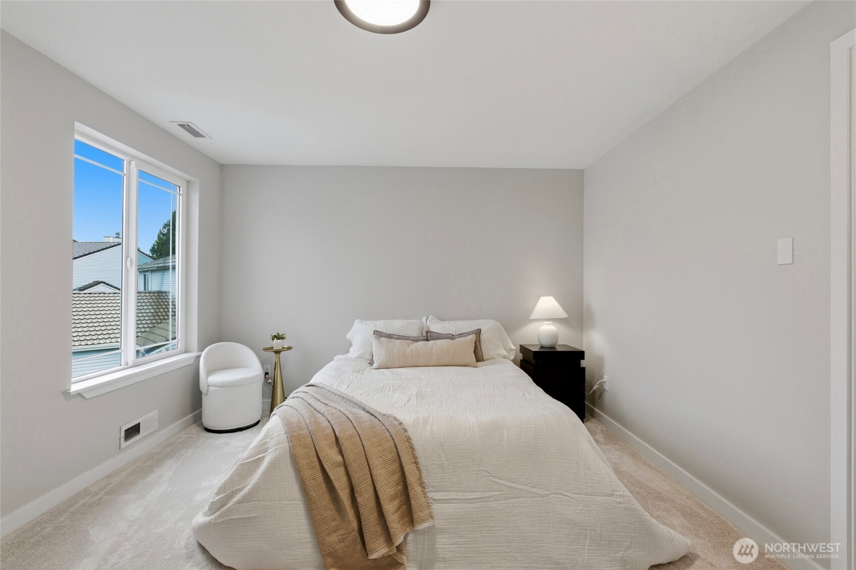 925 S 310th Place , Federal Way, WA 98003-4799