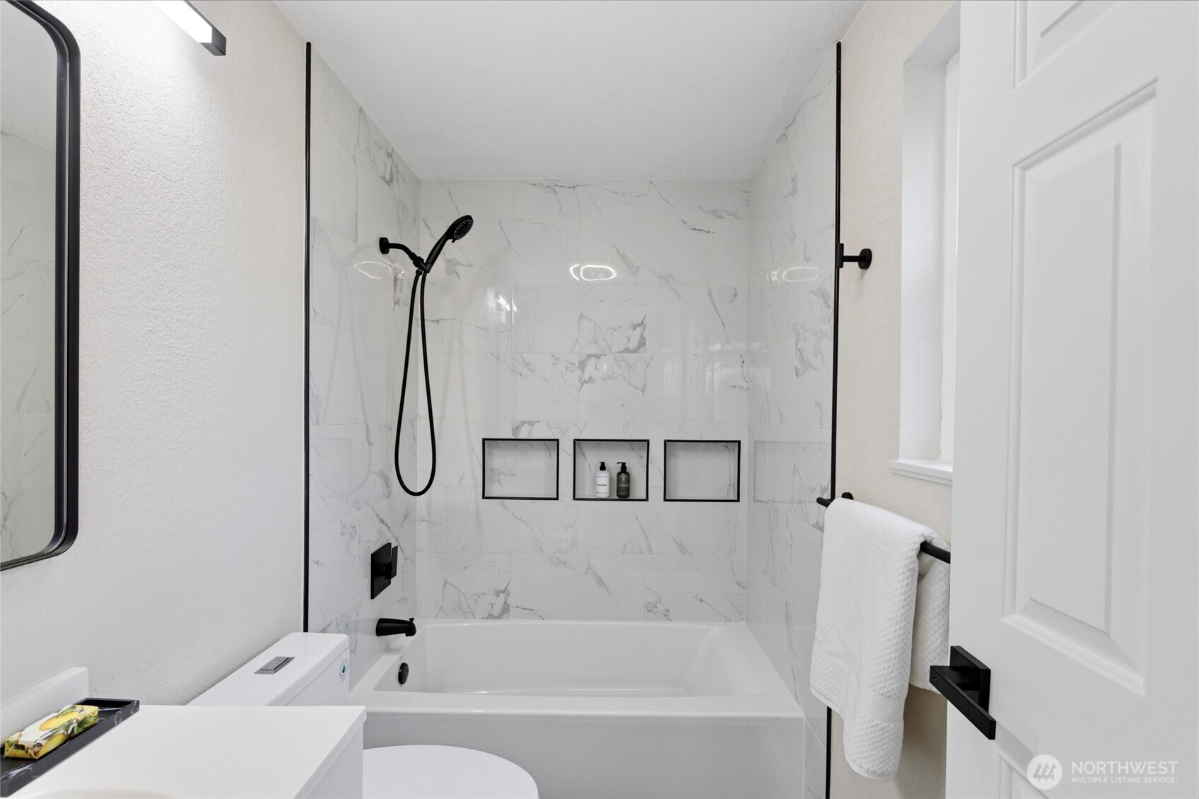 925 S 310th Place , Federal Way, WA 98003-4799