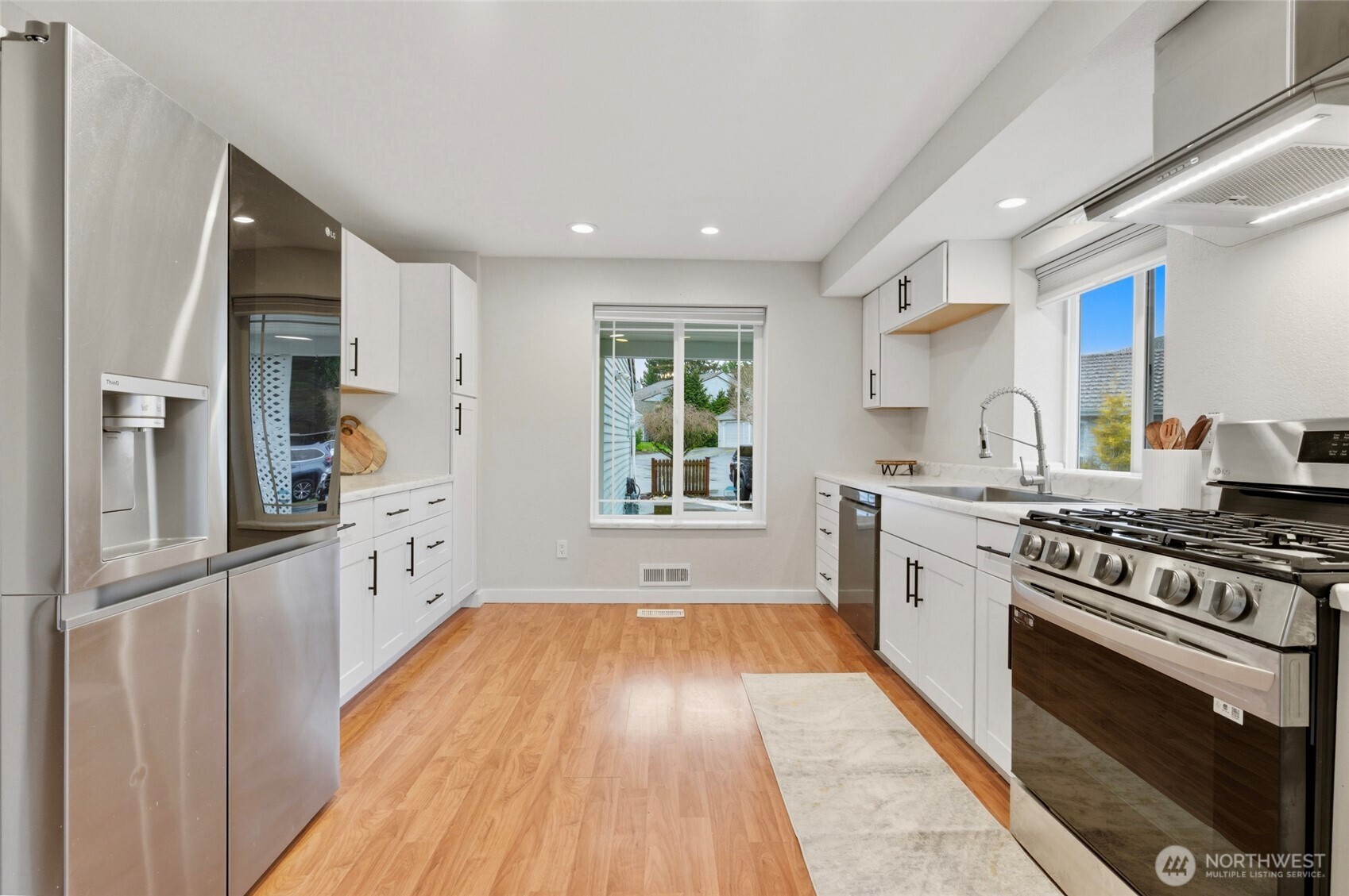 925 S 310th Place , Federal Way, WA 98003-4799