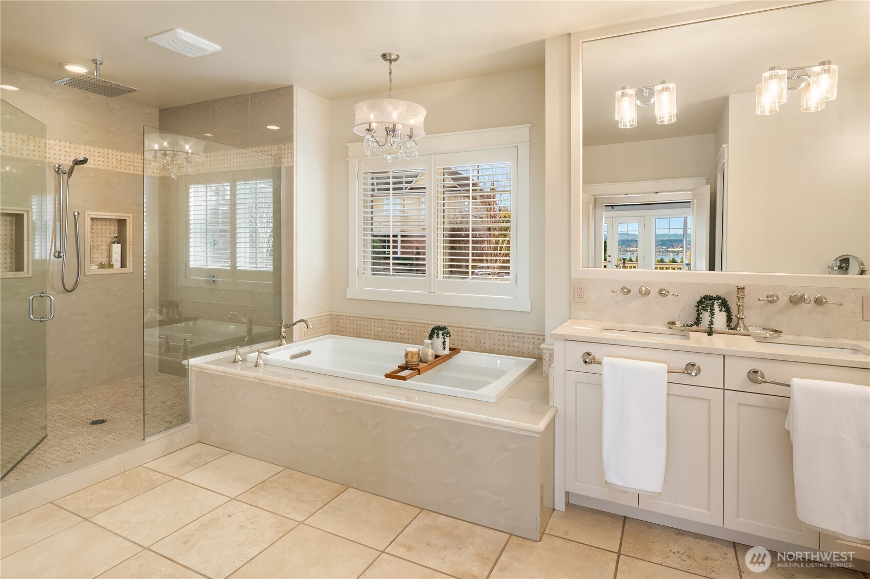 6016 Princeton Avenue NE, Seattle, WA 98115-7764