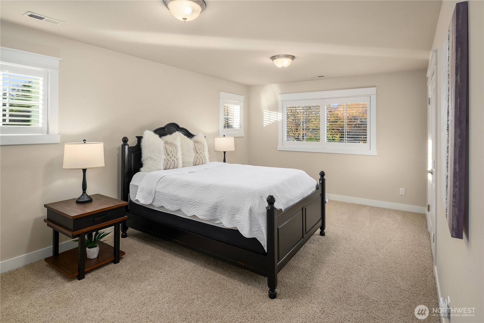 6016 Princeton Avenue NE, Seattle, WA 98115-7764