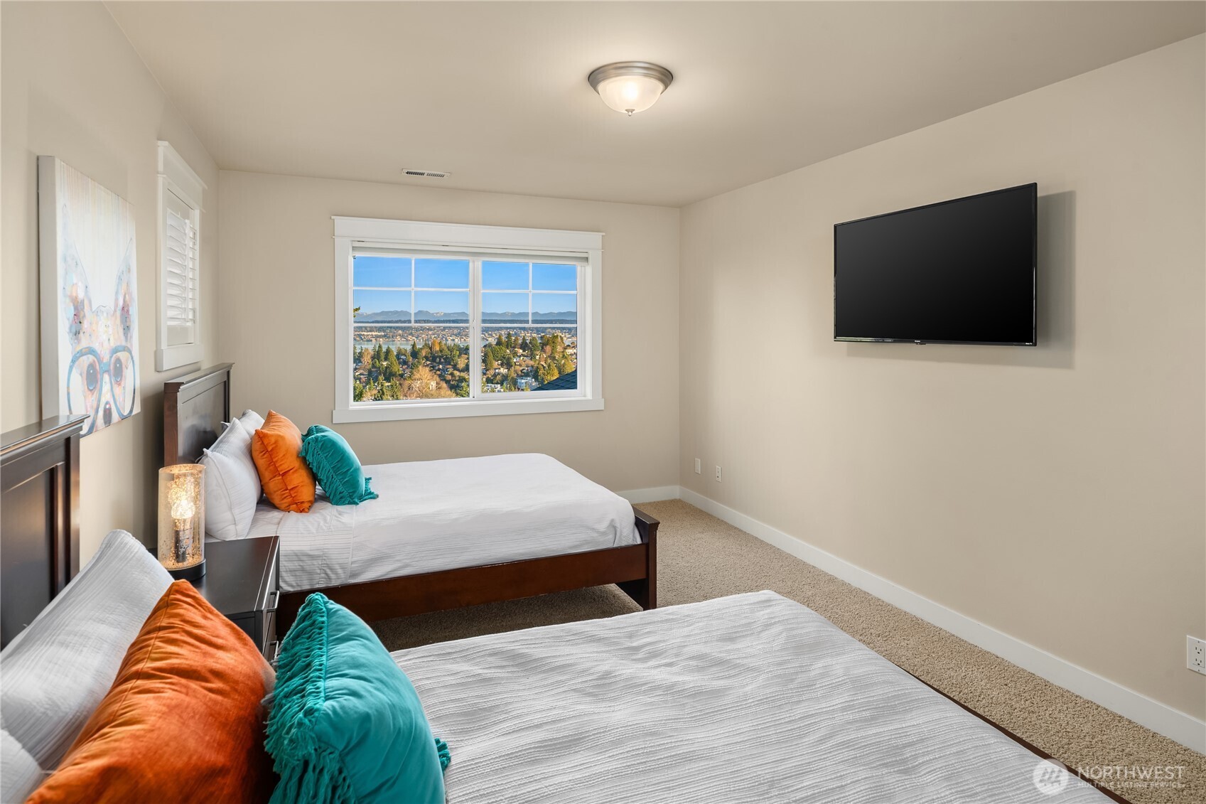 6016 Princeton Avenue NE, Seattle, WA 98115-7764