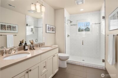 6016 Princeton Avenue NE, Seattle, WA 98115-7764 - Photo 27