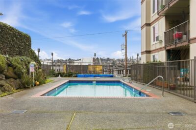 2253 Gilman Drive W #105, Seattle, WA 98119 - Photo 31
